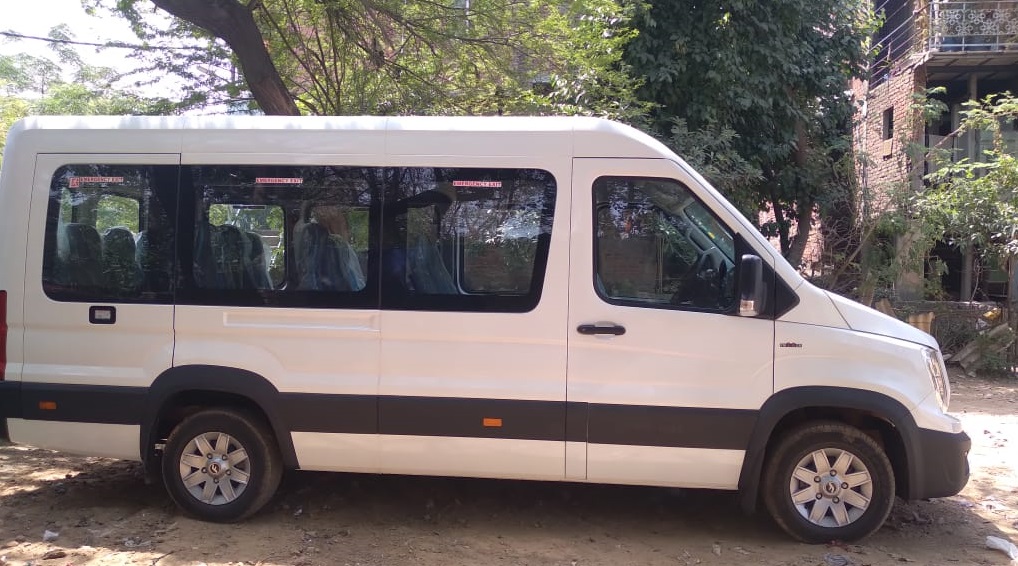 13 Seater Urbania Van